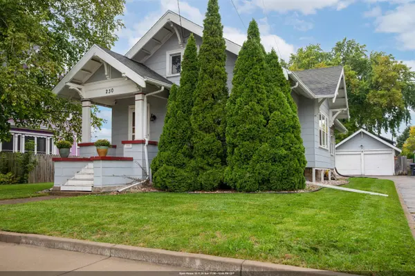 230 E IRVING AVE, Oshkosh, WI 54901