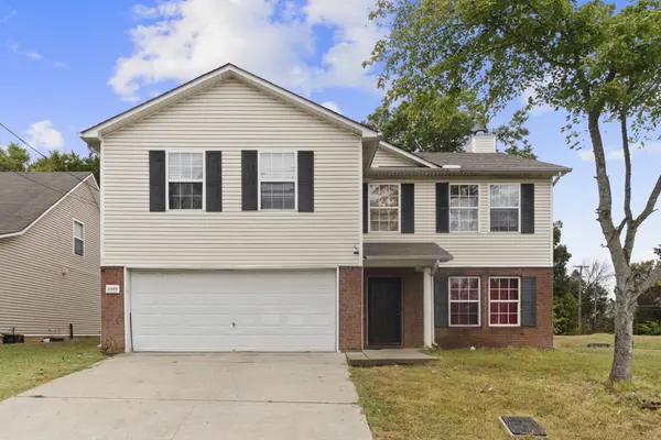 5649 Dory Dr, Antioch, TN 37013