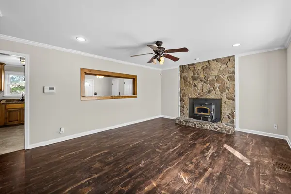 409 Carter Rd, Clarksville, TN 37042