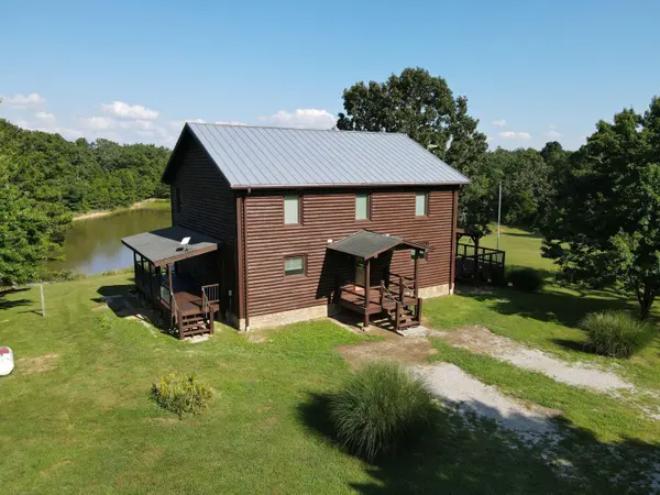 3784 County Road 3600, Willow Springs, MO 65793