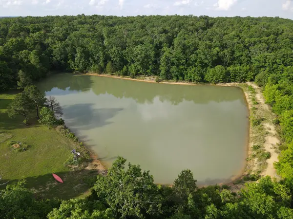 3784 County Road 3600, Willow Springs, MO 65793