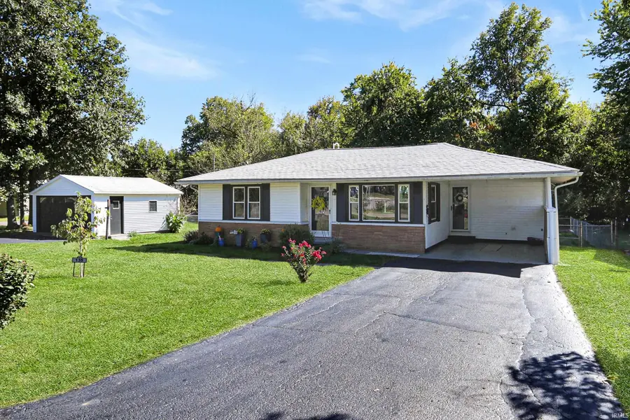135 E Taylor ST, Boonville, IN 47601
