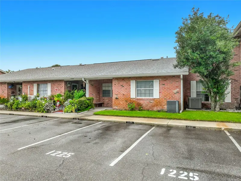 1225 CARRIAGE LN #1, Orlando, FL 32807
