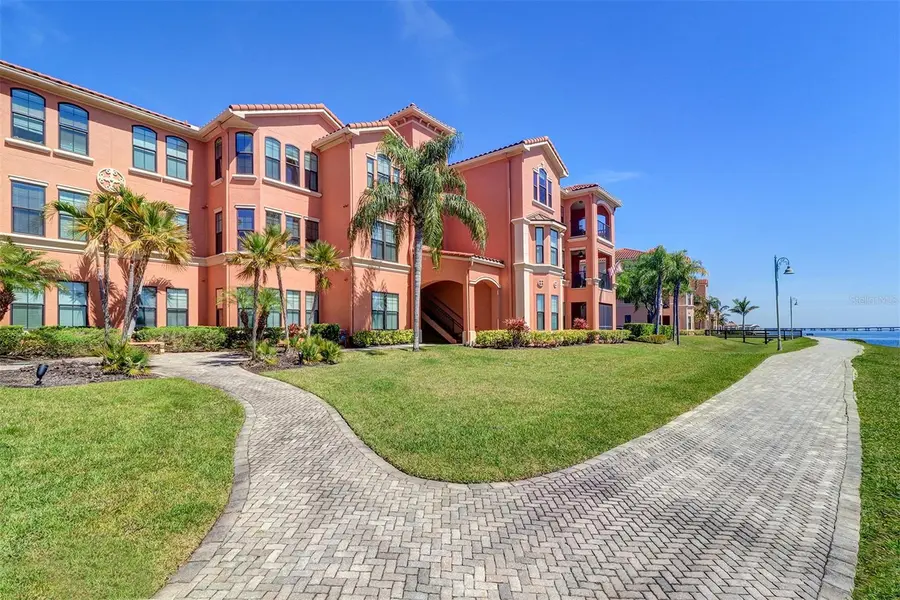 2747 VIA CAPRI #1116, Clearwater, FL 33764