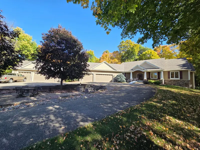 9284 Ehler AVE SE, Delano, MN 55328