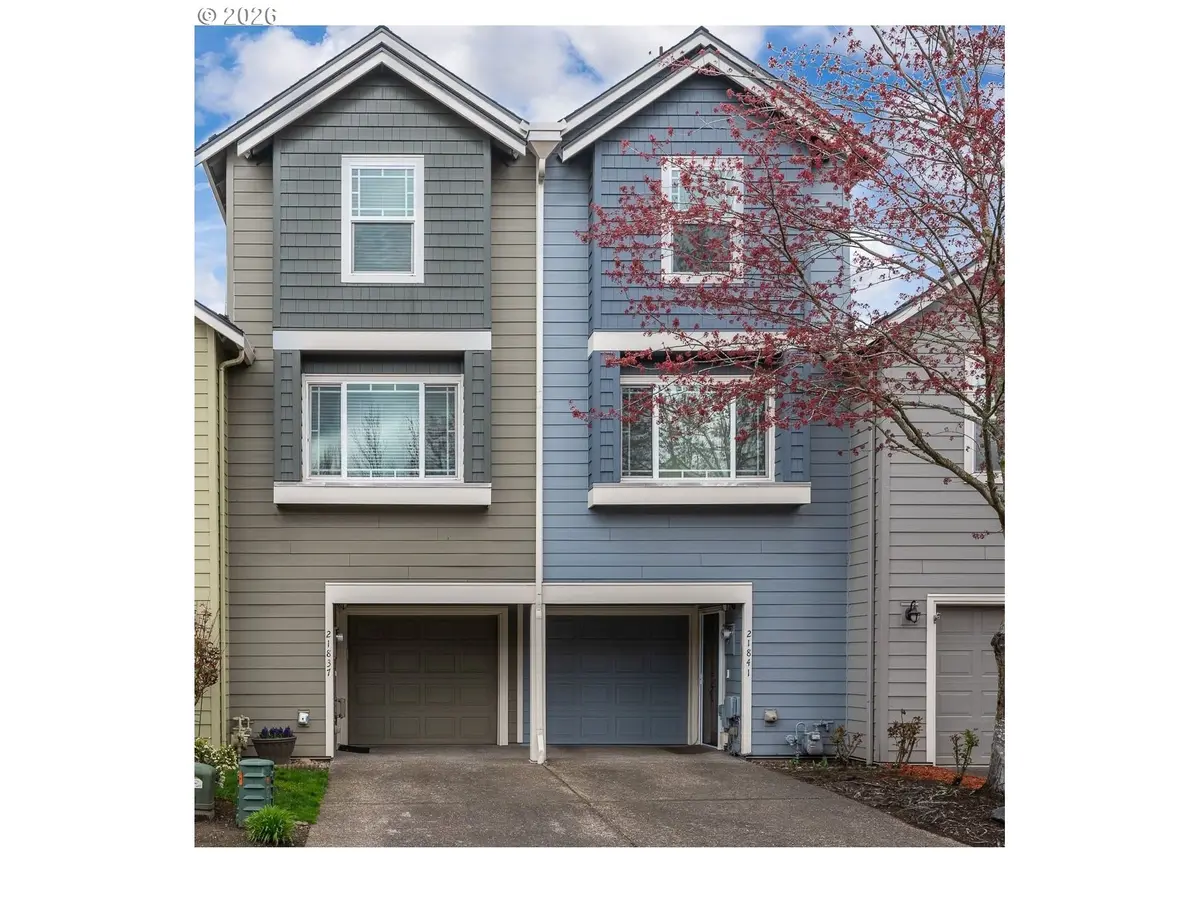21837 NE LARKSPUR LN, Fairview, OR 97024