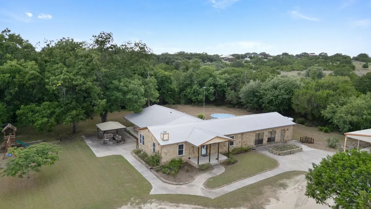 2742 County Road 1045, Lampasas, TX 76550