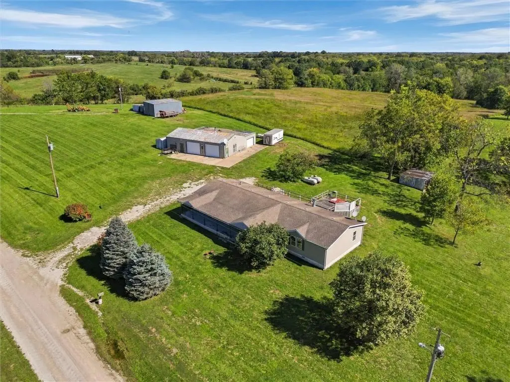 13313 Turnage RD, Richmond, MO 64085