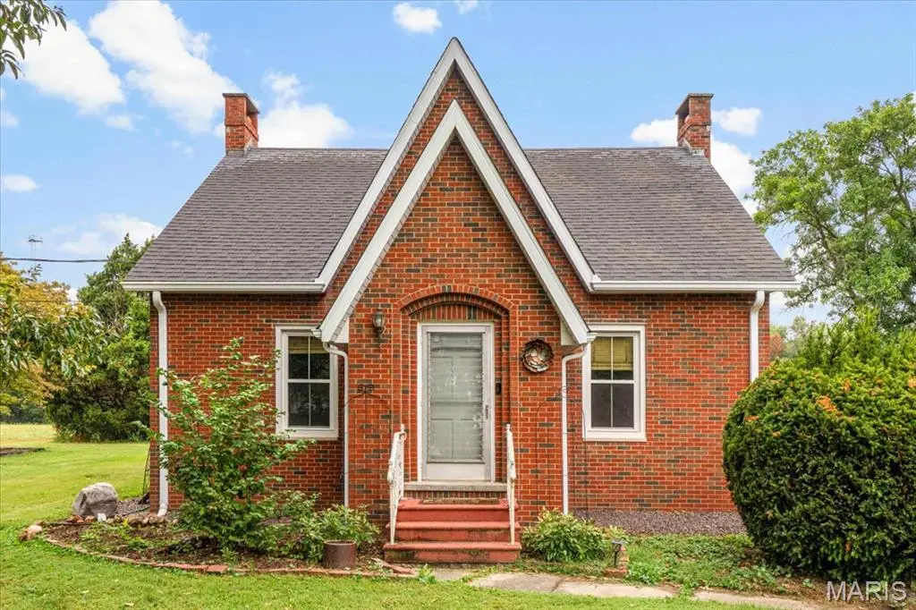 312 Lorean ST, Troy, IL 62294