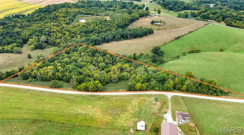 7924 County Road 453, Mokane, MO 65059
