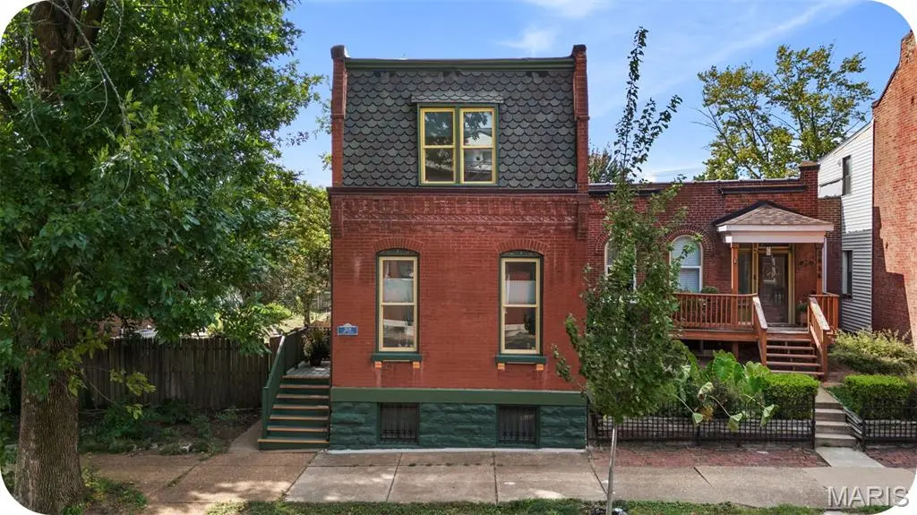 2839 Lemp AVE, St Louis, MO 63118