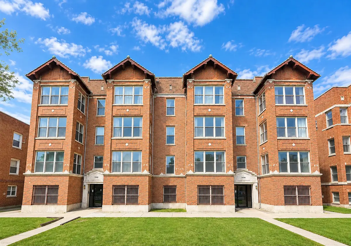 5134 S Ingleside AVE #2A, Chicago, IL 60615