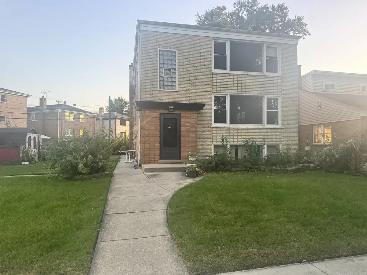 5135 Greenwood ST #01, Skokie, IL 60077