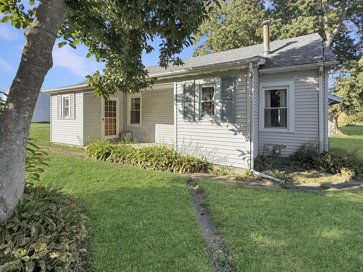 101 E Pera ST, Ludlow, IL 60949