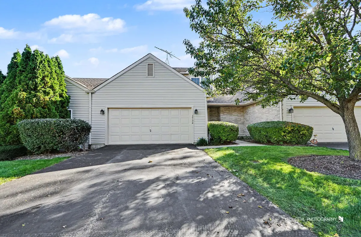 1724 Court ST, Mchenry, IL 60051
