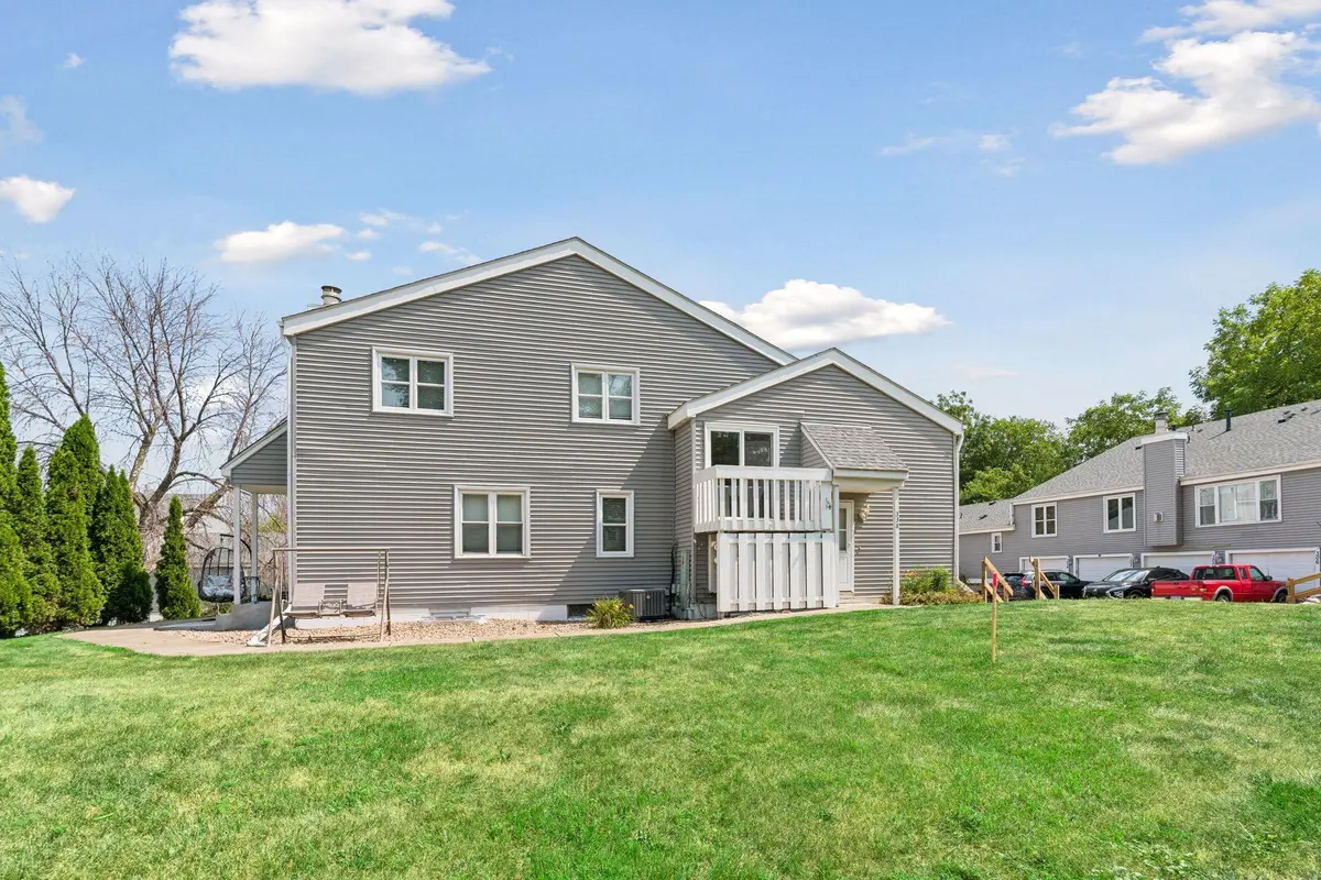 338 Lakeview AVE, Long Lake, MN 55356