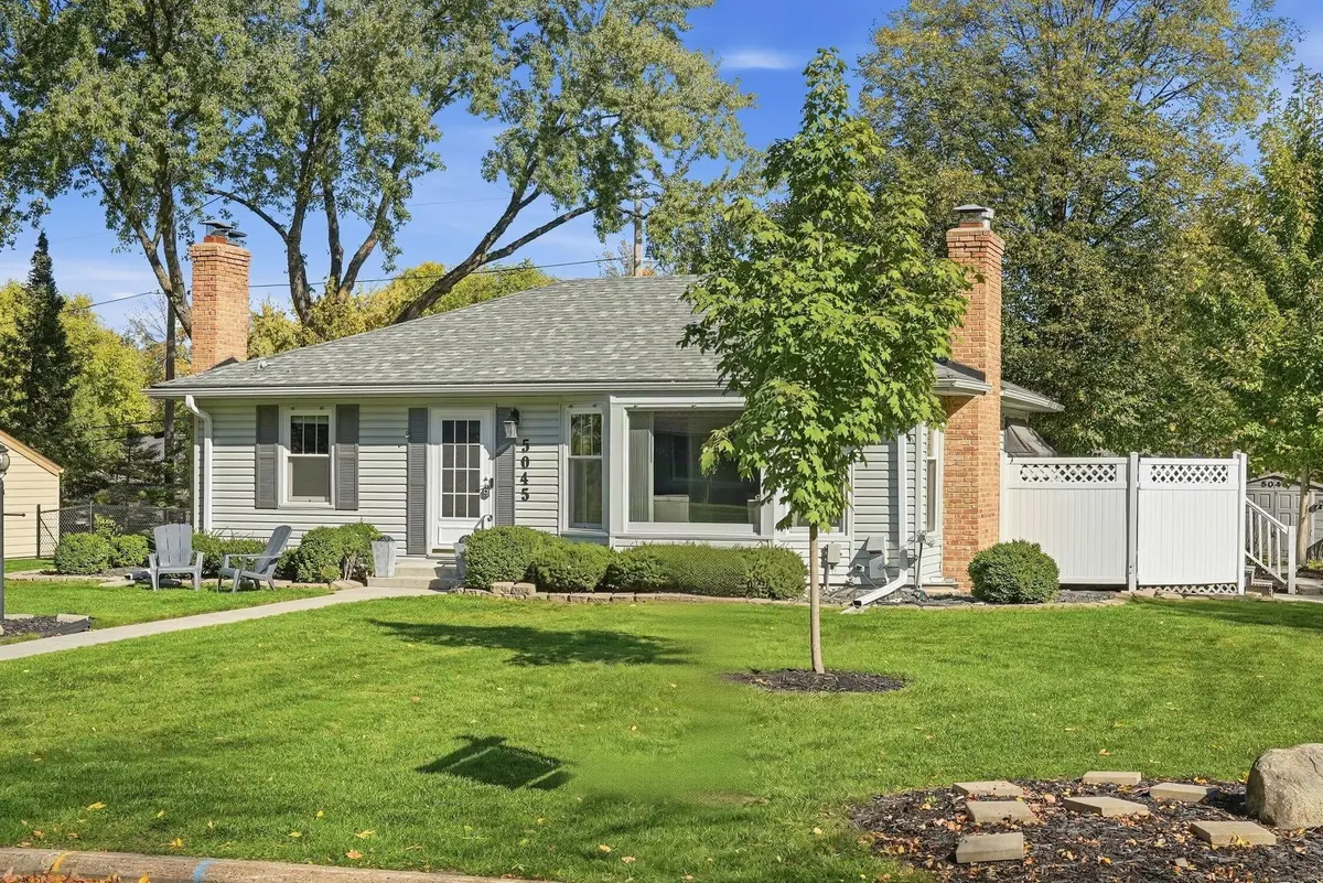 5045 Oxford AVE, Edina, MN 55436