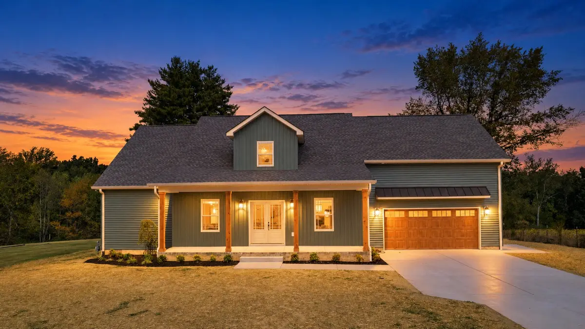 1192 Fisher Dr, Greenbrier, TN 37073