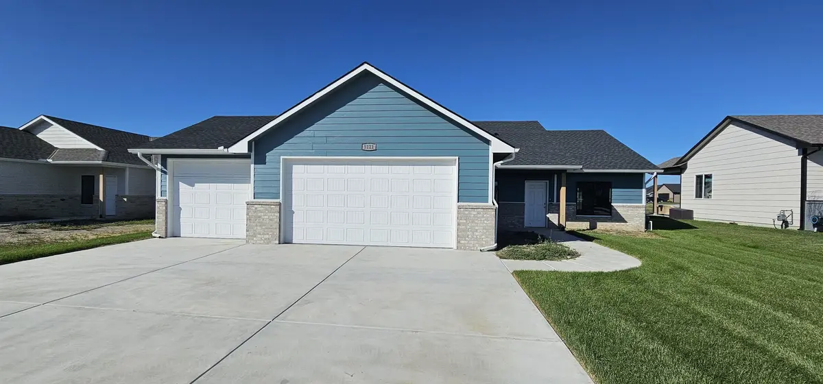 5121 Toben Ct., Bel Aire, KS 67226