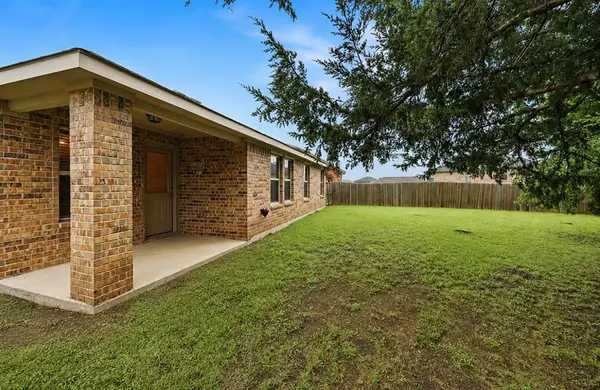 2492 Saldana Drive, Fate, TX 75189