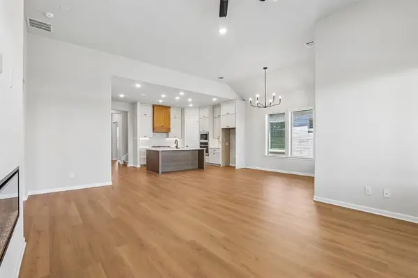 1041 Clayton Street, Aubrey, TX 76227