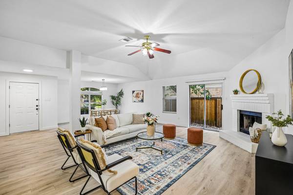 121 Orion CV, Kyle, TX 78640
