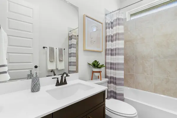 209 West Faulkner ST, Liberty Hill, TX 78642