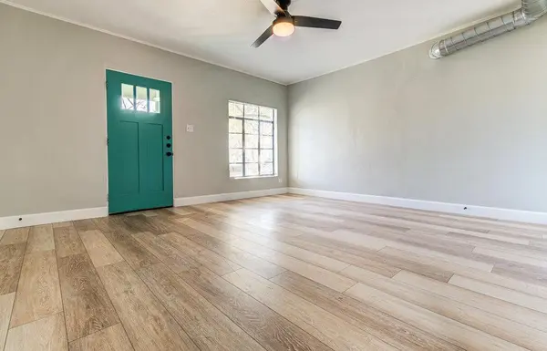 3904 Maplewood Ave #A, Austin, TX 78722
