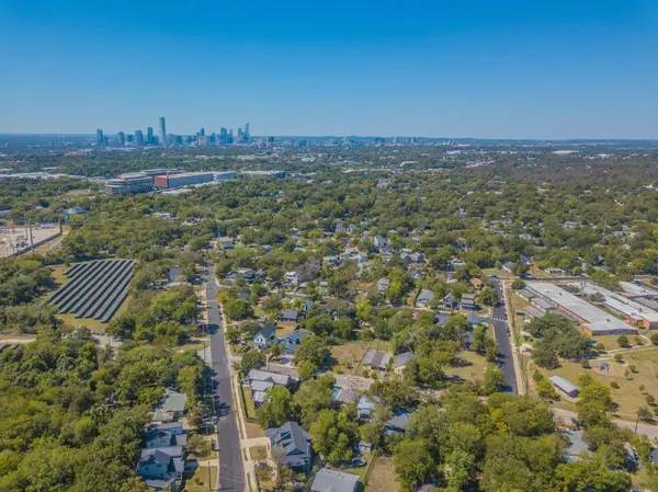 1006 Lott Ave, Austin, TX 78721