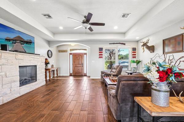106 Eland Ave, Bastrop, TX 78602