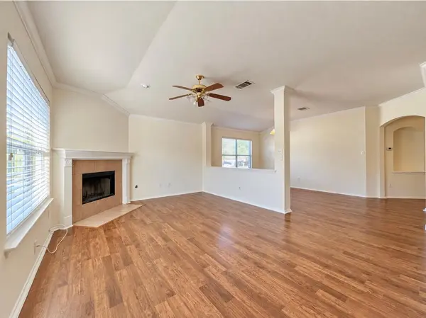2001 Angelique CT, Leander, TX 78641