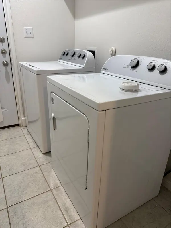 247 Driftwood LN, Bastrop, TX 78602
