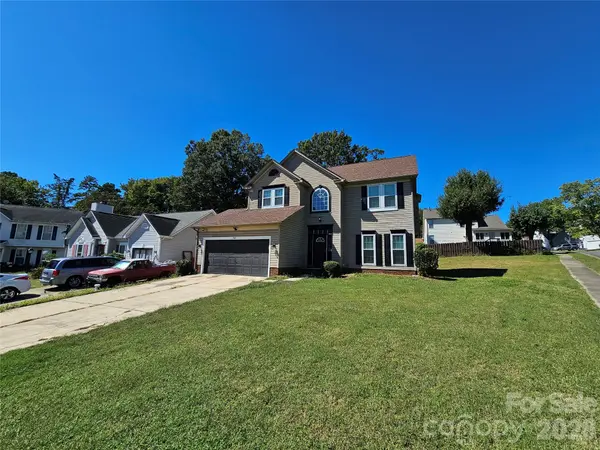 7402 Shiras CT, Charlotte, NC 28273