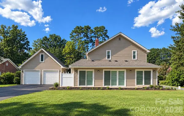 990 Churchill DR, Gastonia, NC 28054