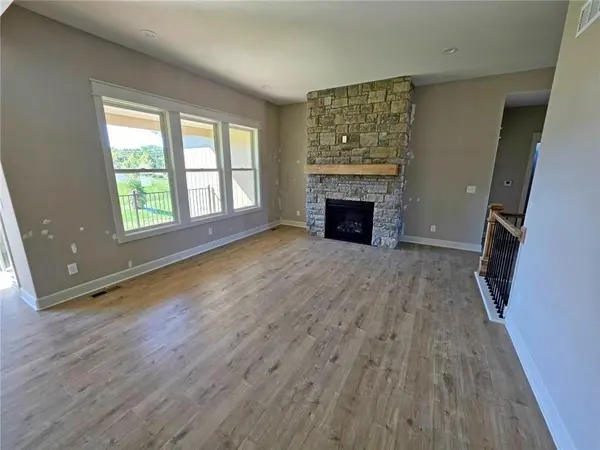 15019 W 130th ST, Olathe, KS 66062