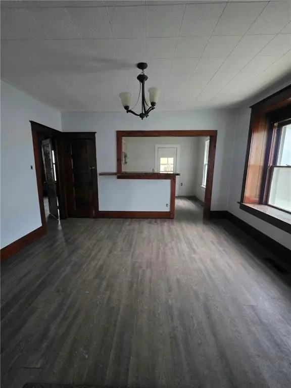 209 W 7th AVE, Garnett, KS 66032
