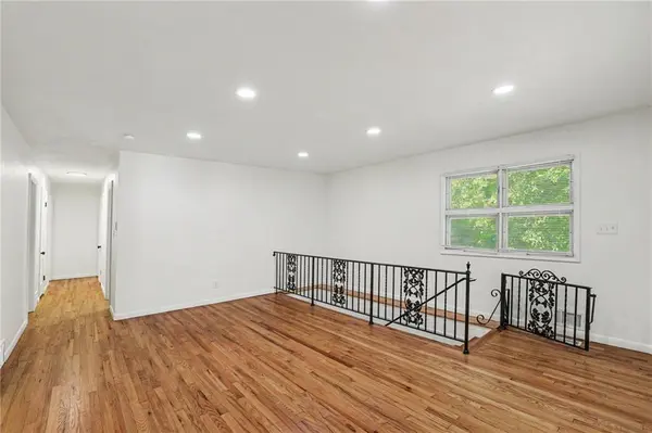 1333 E 84th TER, Kansas City, MO 64131