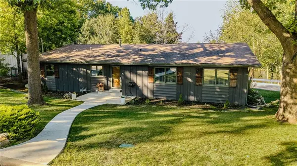 39 Timberline DR, Warrensburg, MO 64093