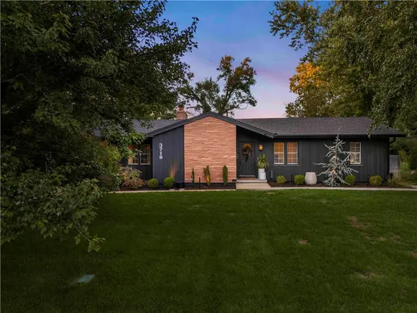 3718 W 96TH ST, Overland Park, KS 66206