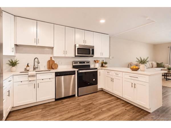 9300 E Center #3A, Denver, CO 80247