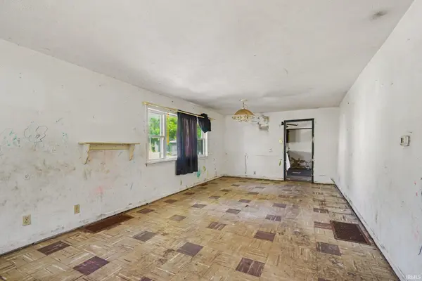 540 Goshen AVE, Elkhart, IN 46516-4540