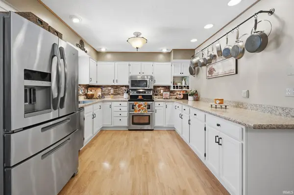 44 Daffodil CT, Jasper, IN 47546