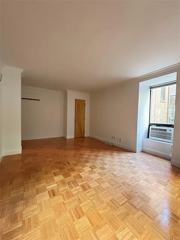 23 West 73rd Street #101 Room 4, New York (manhattan), NY 10023