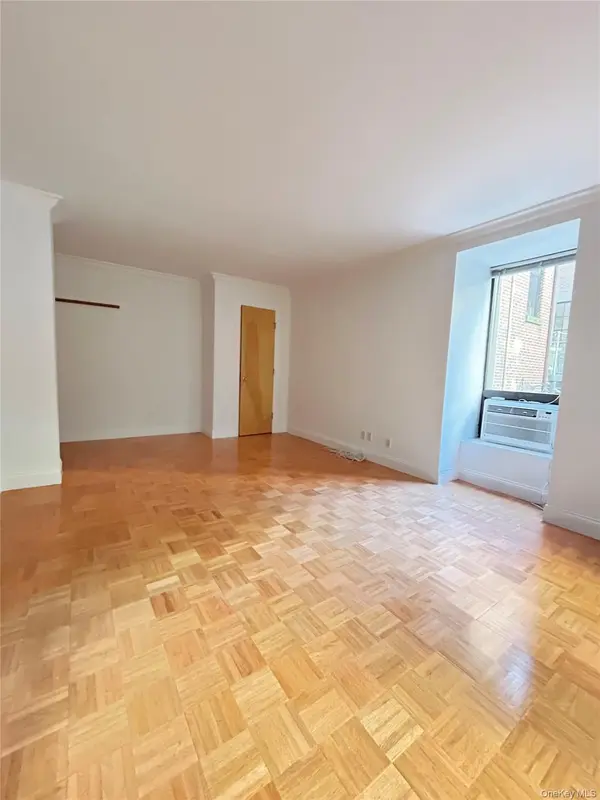 23 West 73rd Street #101 Room 4, New York (manhattan), NY 10023