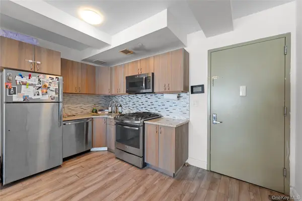 2818 Astoria BLVD #602, Long Island City, NY 11102