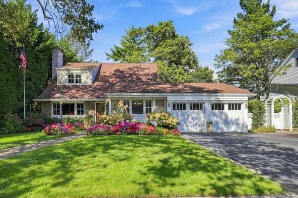23 Allen RD, Rockville Centre, NY 11570