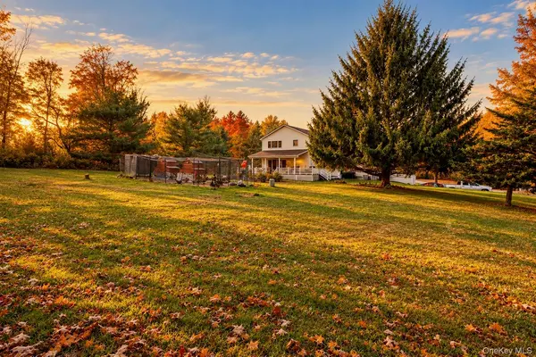 658 Waterbury Hill RD, Lagrangeville, NY 12540