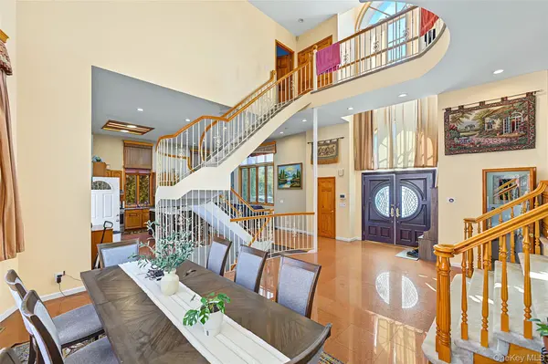 160-01 13 AVE, Whitestone, NY 11357