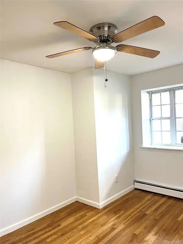 82-81 88th pl ##1, Glendale, NY 11385