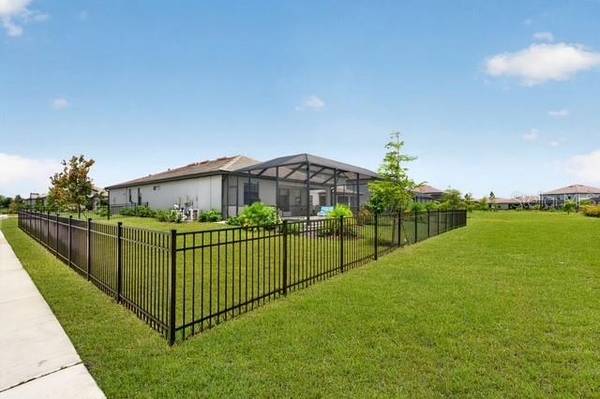 15104 OXFORD GREY DR, Bradenton, FL 34211